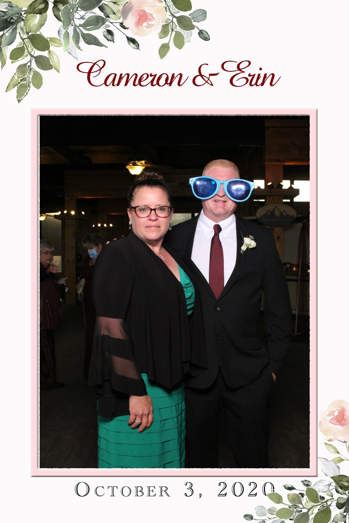 Cameron and Erin | View more photos from the event at gallery.mainemagicmirror.com/u/MaineMagicMirror/Cameron-and-Erin